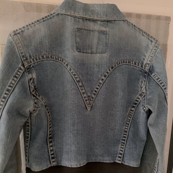 Vintage  Y2K Levi’s jean jkt with knit cuffs and waist zip front size S - Picture 3 of 9